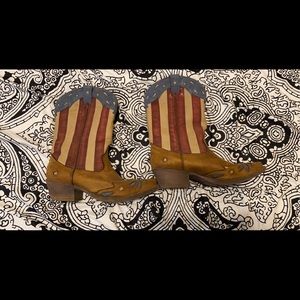 Dingo patriotic boots size 9.5